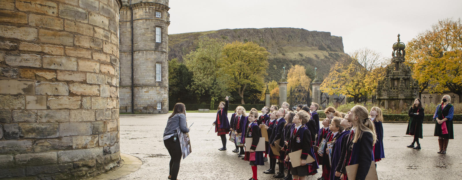 Class outside Palace